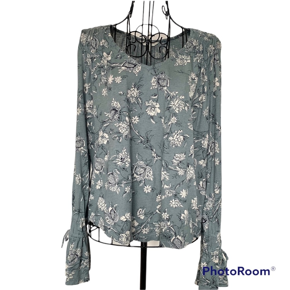 Lucky Brand Floral Print Bell Sleeve with Ties V Neck Top Size S